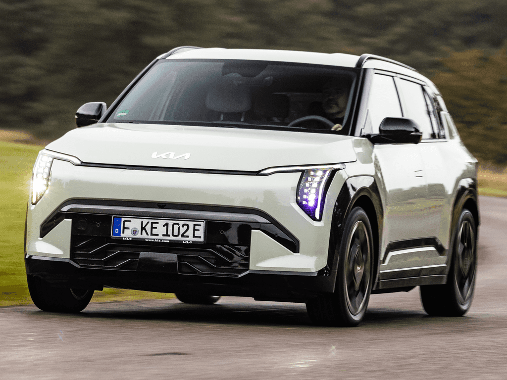 Tavaratilan matot Kia EV3 2024 - 2025-autoihin