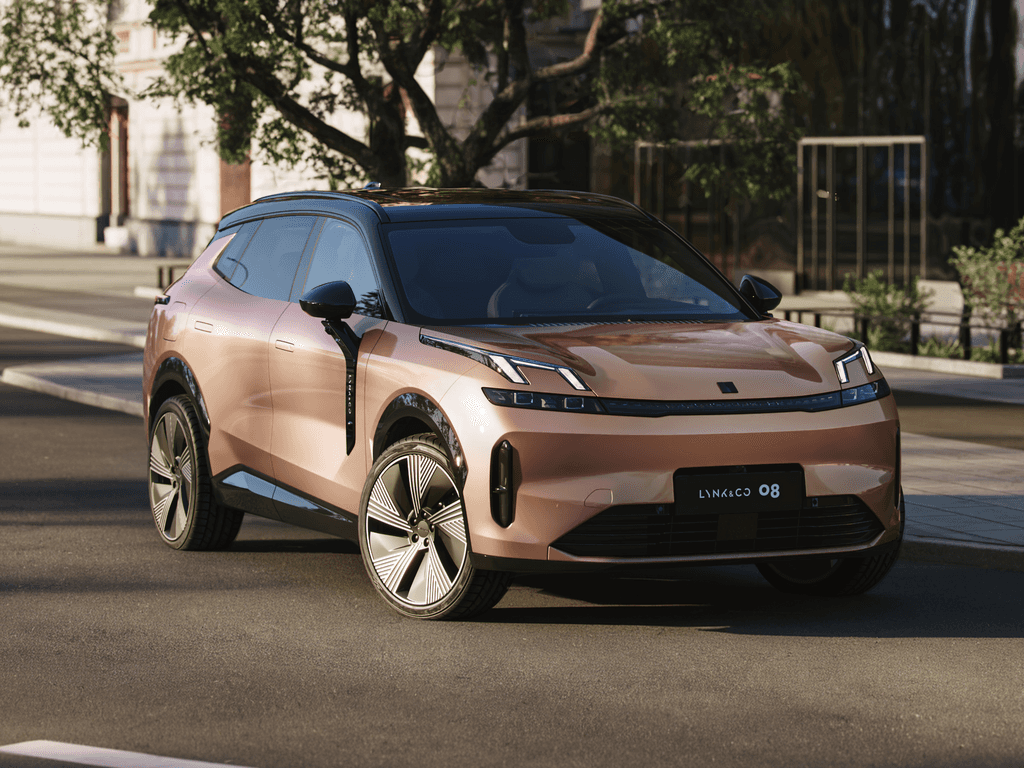 Tavaratilan matot Lynk & Co 08 2025 - 2026-autoihin