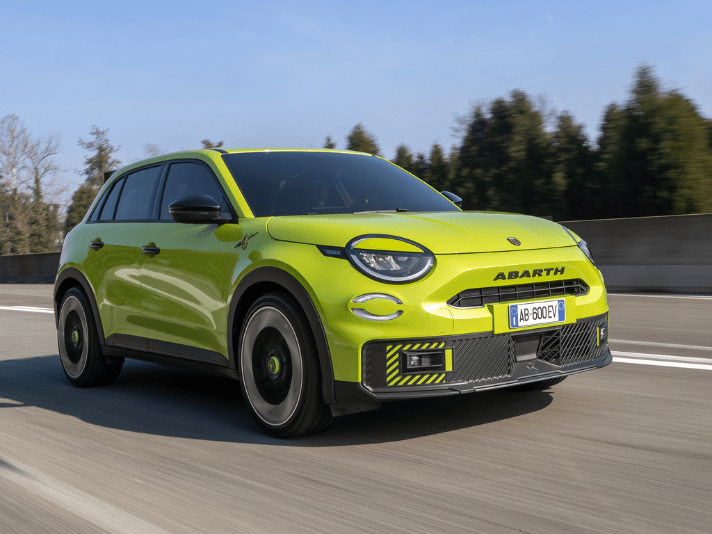 Automatot Abarth 600e-malleihin 2025