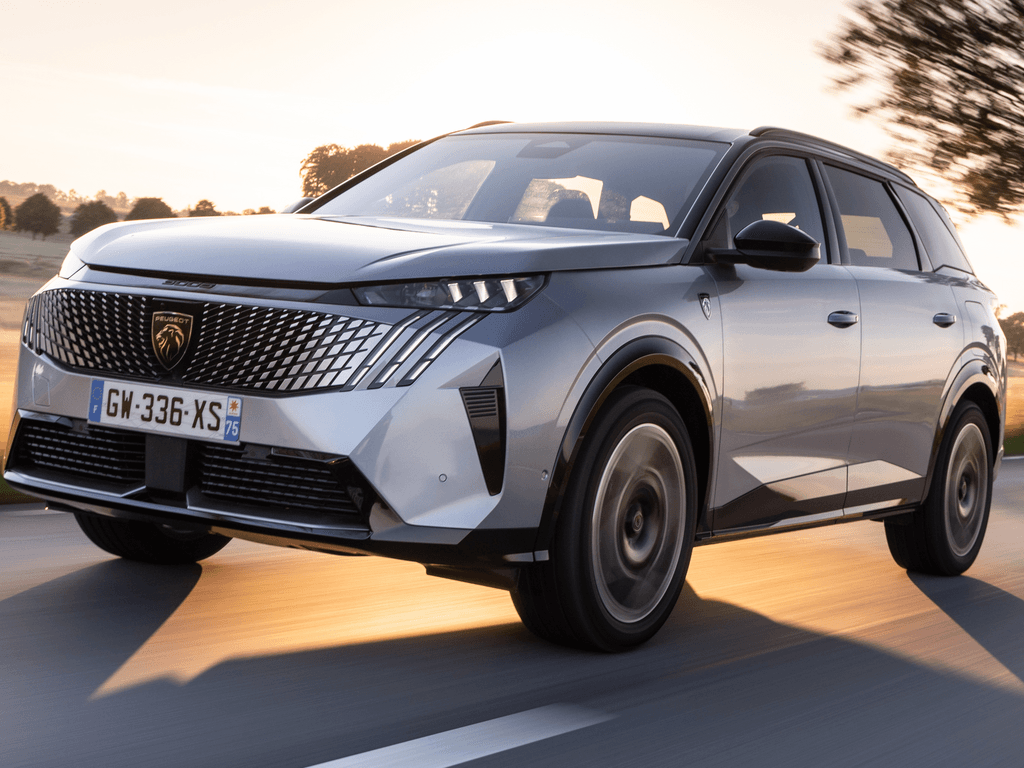 Automatot Peugeot 5008 2024 - 2025-autoihin