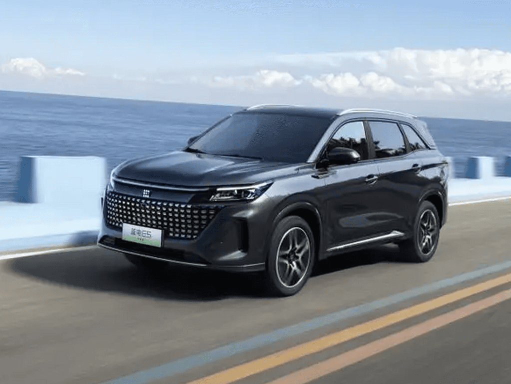 Automatot DFSK E5 2024 - 2026-autoihin