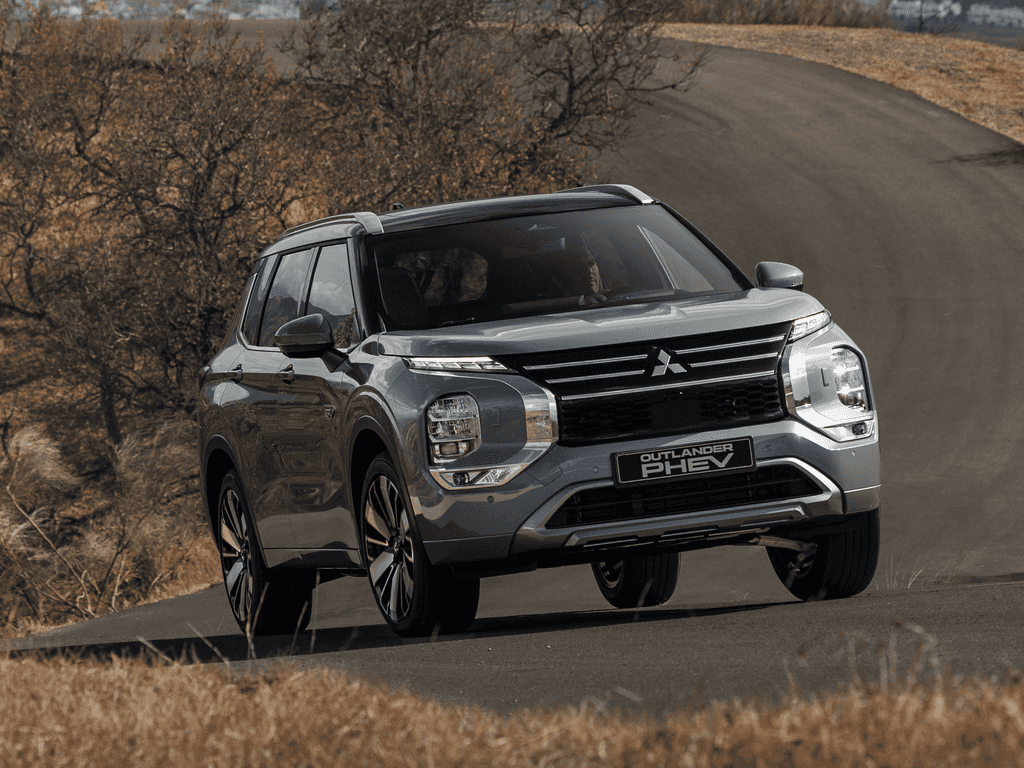 Automatot Mitsubishi Outlander GN 2025-autoihin