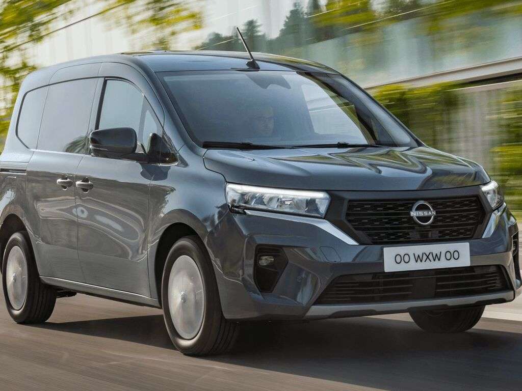 Tavaratilan matot Nissan Townstar 2022 - 2026-autoihin