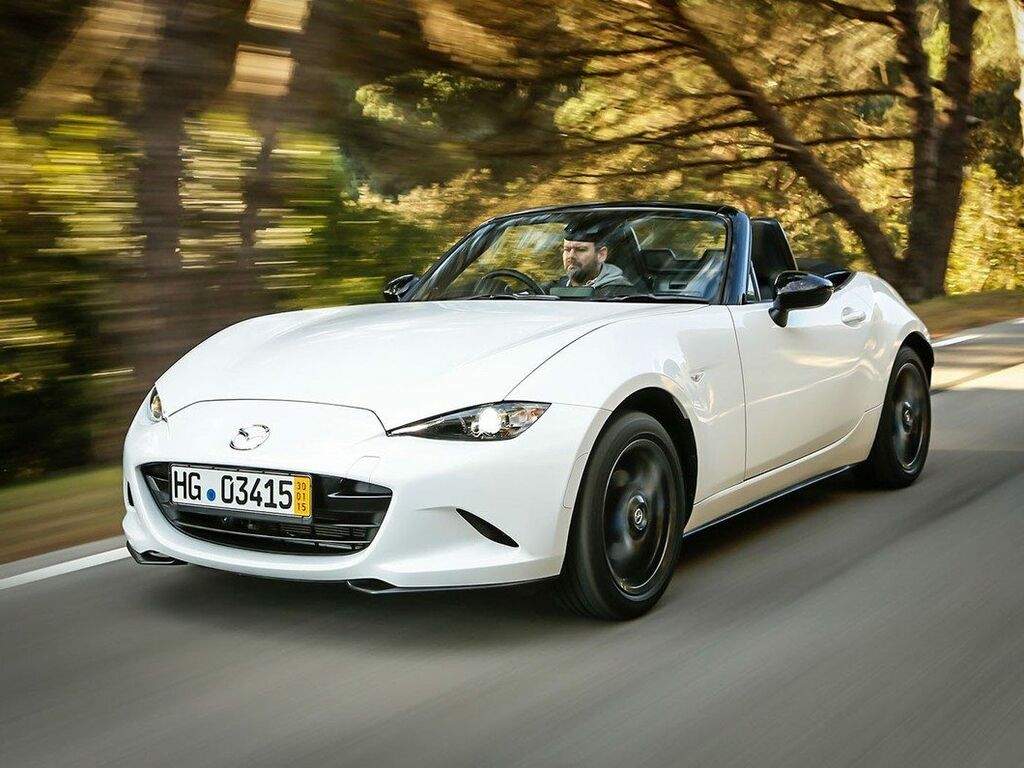 Tavaratilan matot Mazda MX-5 2015 - 2026-autoihin