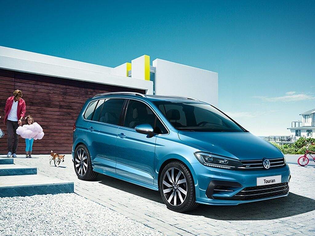 Tavaratilan matot Volkswagen Touran 2015 - 2026-autoihin