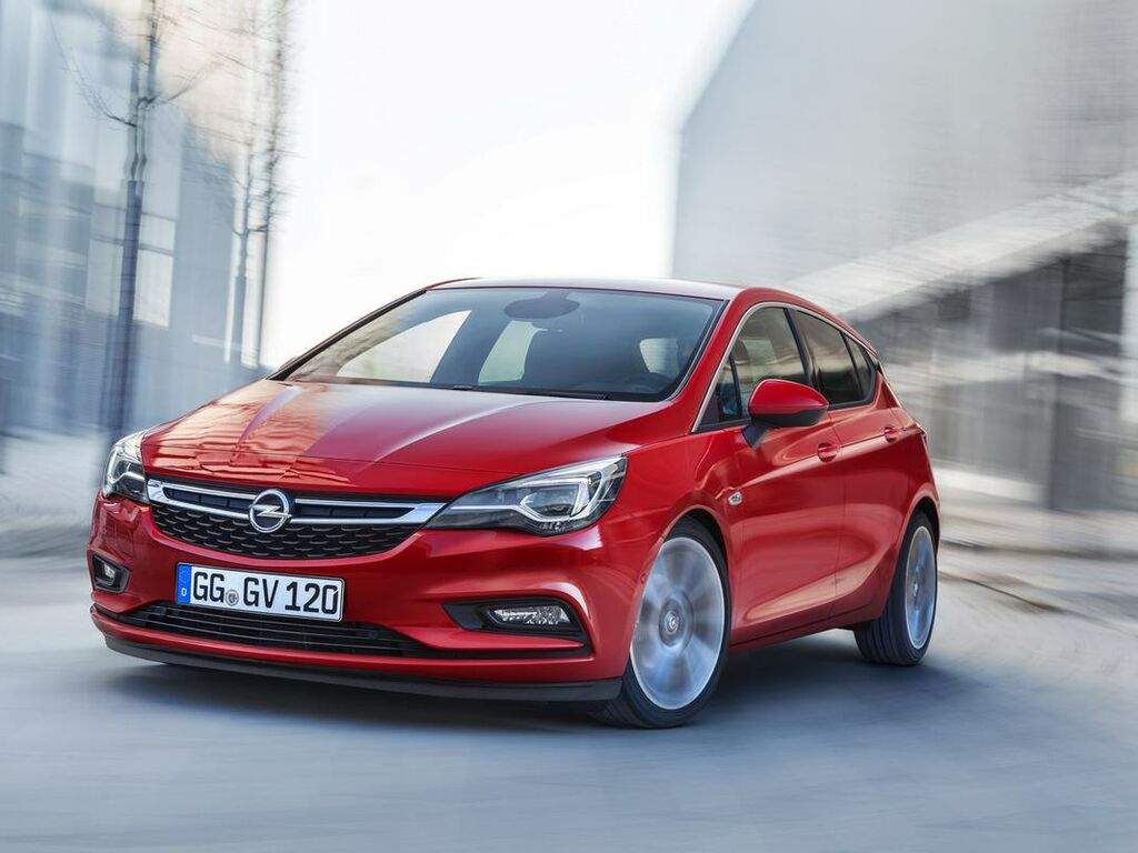 Tavaratilan matot Opel Astra K 2015 - 2021-autoihin