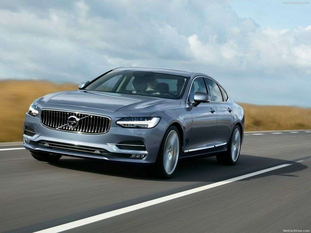 Tavaratilan matot Volvo S90/V90 2016 - 2025-autoihin