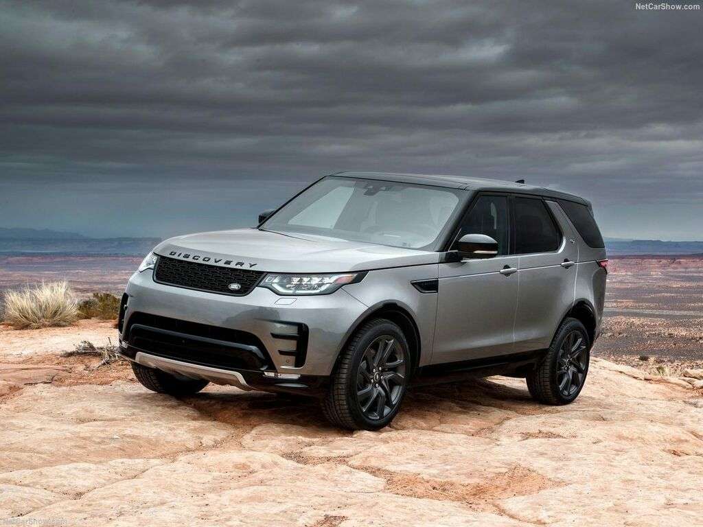 Tavaratilan matot Land Rover Discovery 2017 - 2025-autoihin