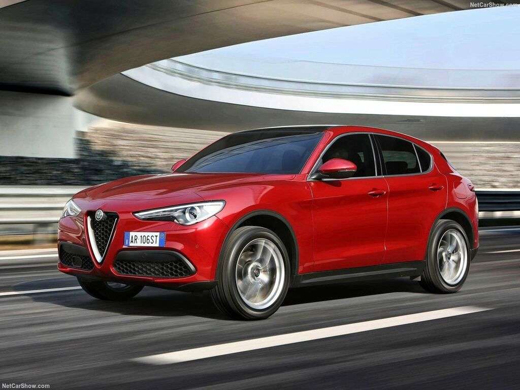 Tavaratilan matot Alfa Romeo Stelvio 2017 - 2025-autoihin