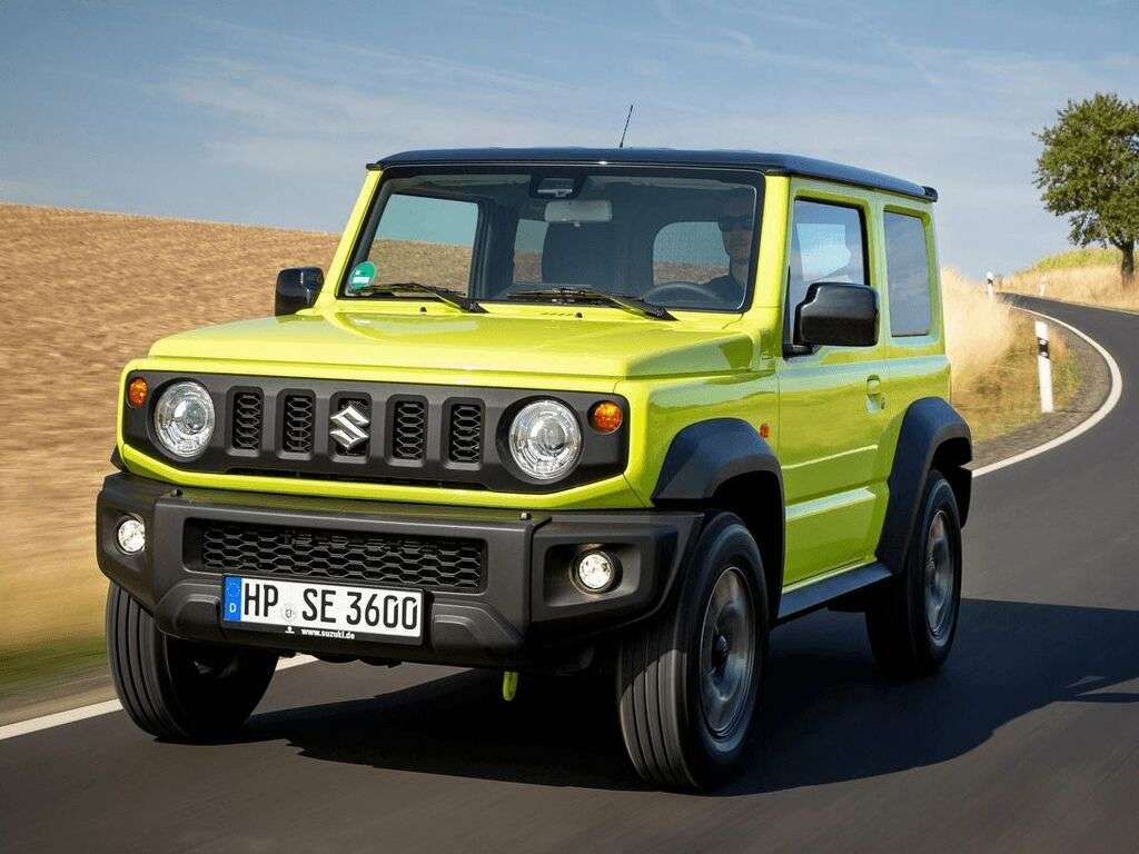 Tavaratilan matot Suzuki Jimny 2018 - 2025-autoihin