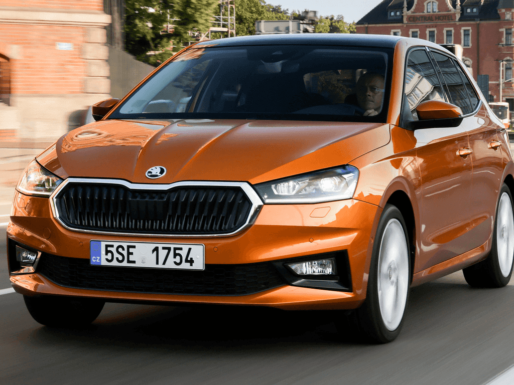 Tavaratilan matot Skoda Fabia 2021 - 2025-autoihin