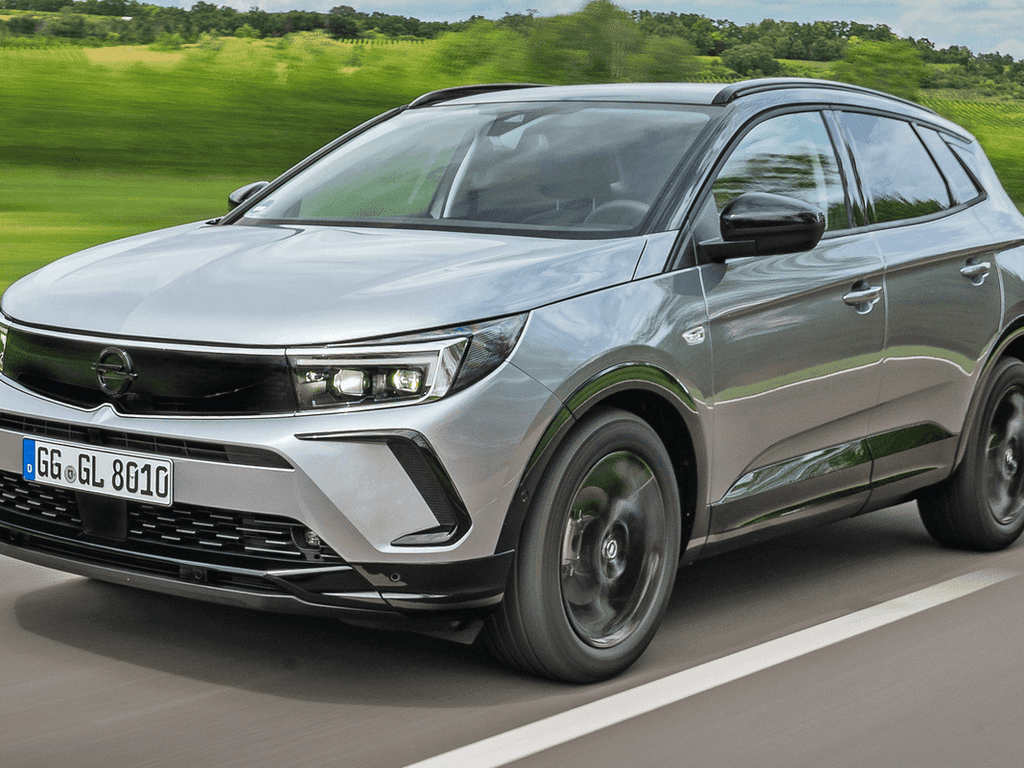 Tavaratilan matot Opel Grandland 2017 - 2024-autoihin