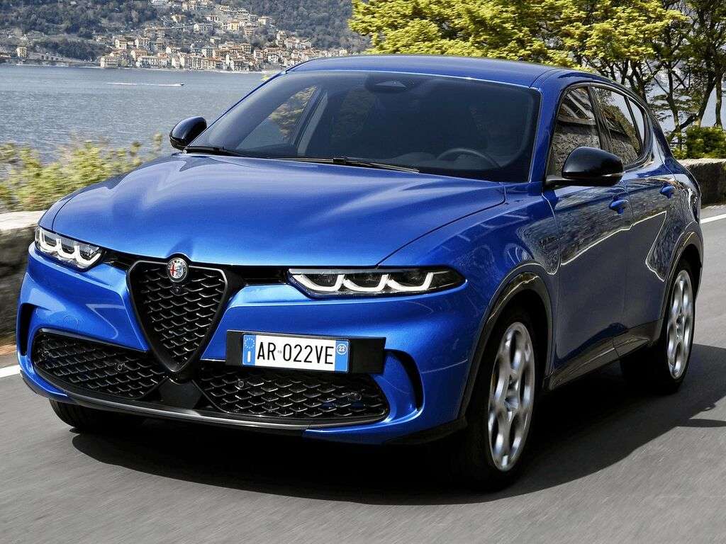 Tavaratilan matot Alfa Romeo Tonale 2022 - 2025-autoihin