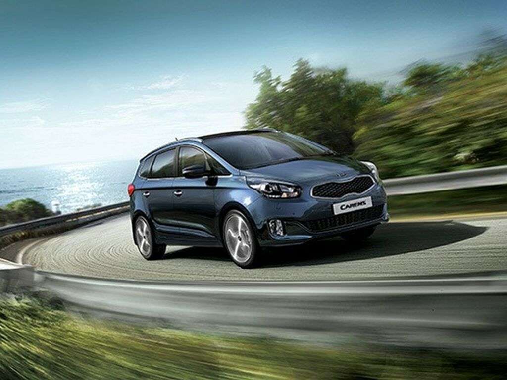 Automatot Kia Carens 2013 - 2019-autoihin