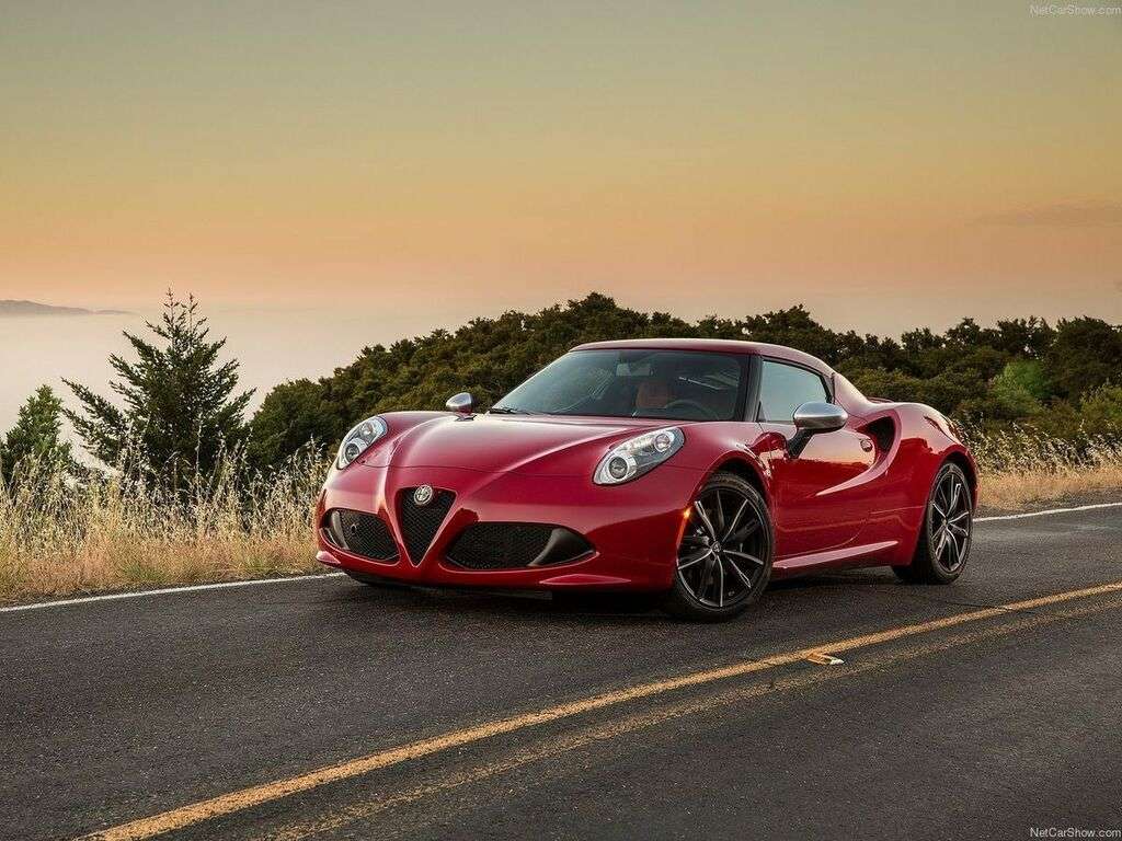 Automatot Alfa Romeo 4C 2013 - 2020-autoihin