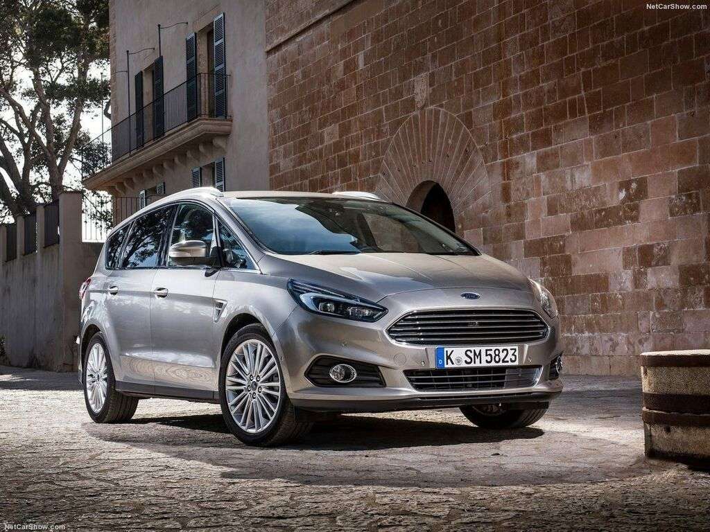 Tavaratilan matot Ford S-Max 2015 - 2019-autoihin
