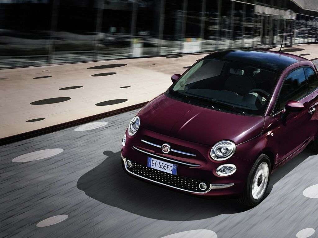 Tavaratilan matot Fiat 500 2015 - 2020-autoihin
