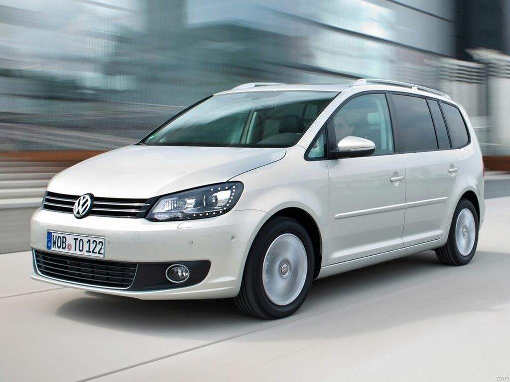 Tavaratilan matot Volkswagen Touran 2003 - 2015-autoihin