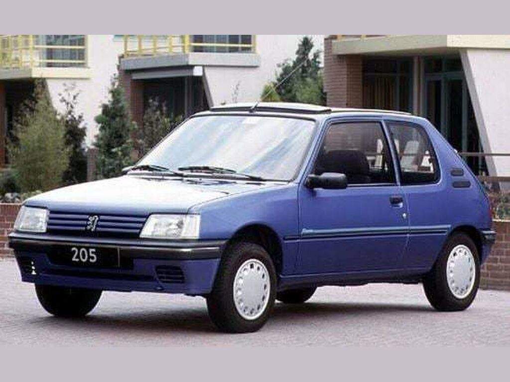 Tavaratilan matot Peugeot 205 1983 - 1998-autoihin