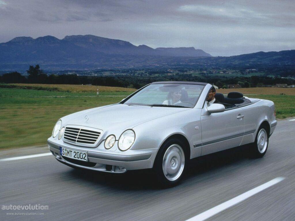 Tavaratilan matot Mercedes CLK A208/C208 1998 - 2003-autoihin