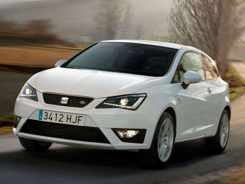 Tavaratilan matot Seat Ibiza 2008 - 2017-autoihin