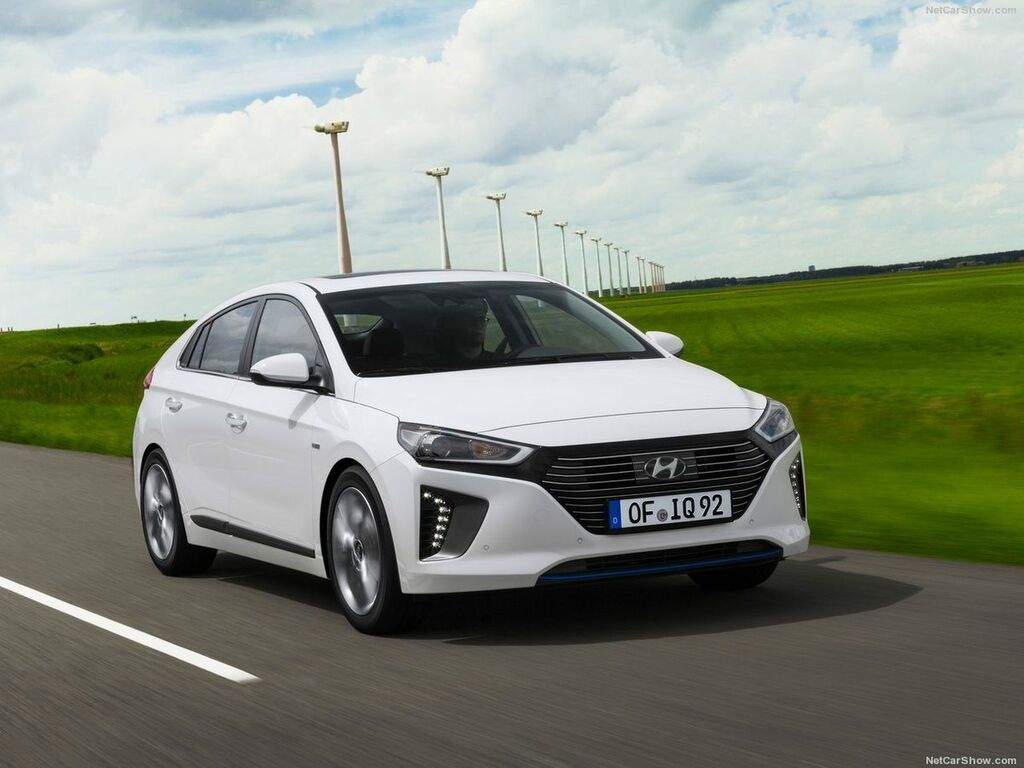 Tavaratilan matot Hyundai Ioniq 2016 - 2022-autoihin