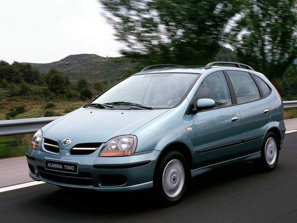 Tavaratilan matot Nissan Almera Tino 2000 - 2007-autoihin