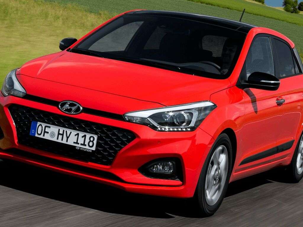 Tavaratilan matot Hyundai i20 2014 - 2020-autoihin