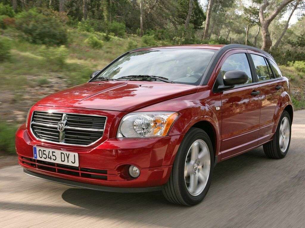 Tavaratilan matot Dodge Caliber 2006 - 2011-autoihin