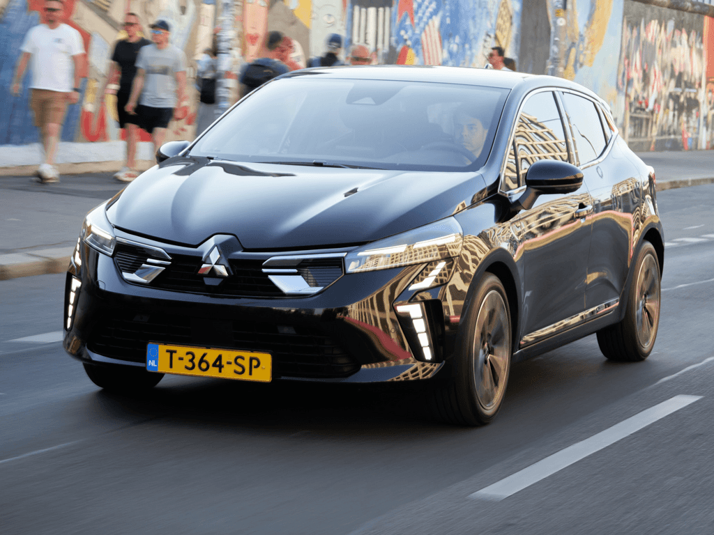 Tavaratilan matot Mitsubishi Colt 2023 - 2025-autoihin