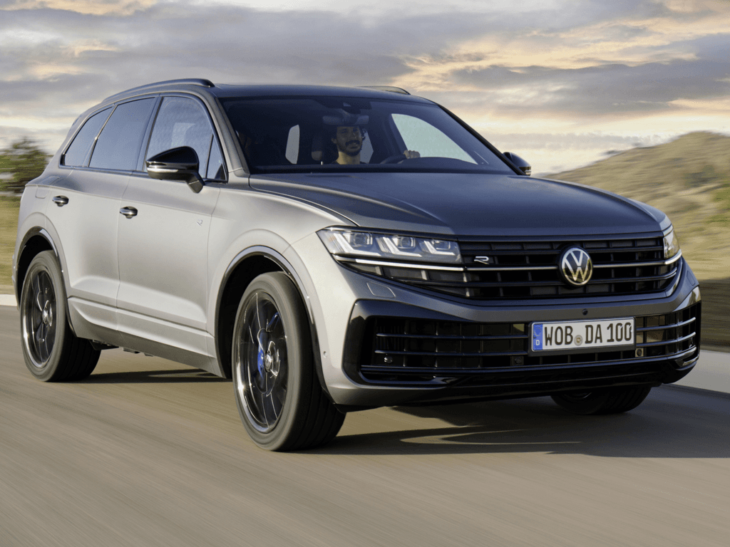 Tavaratilan matot Volkswagen Touareg 2023 - 2025-autoihin
