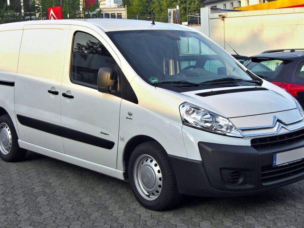 Automatot Citroën Jumpy 2006 - 2016-autoihin