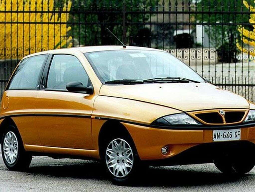 Automatot Lancia Ypsilon 1996 - 2003-autoihin