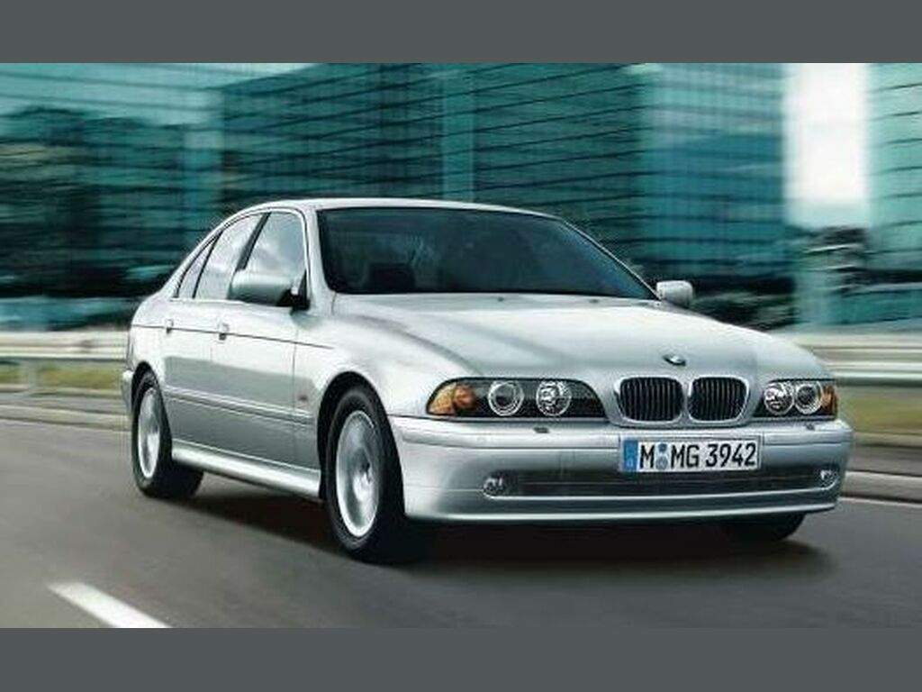 Tavaratilan matot BMW 5-sarjan E39 1995 - 2003-autoihin