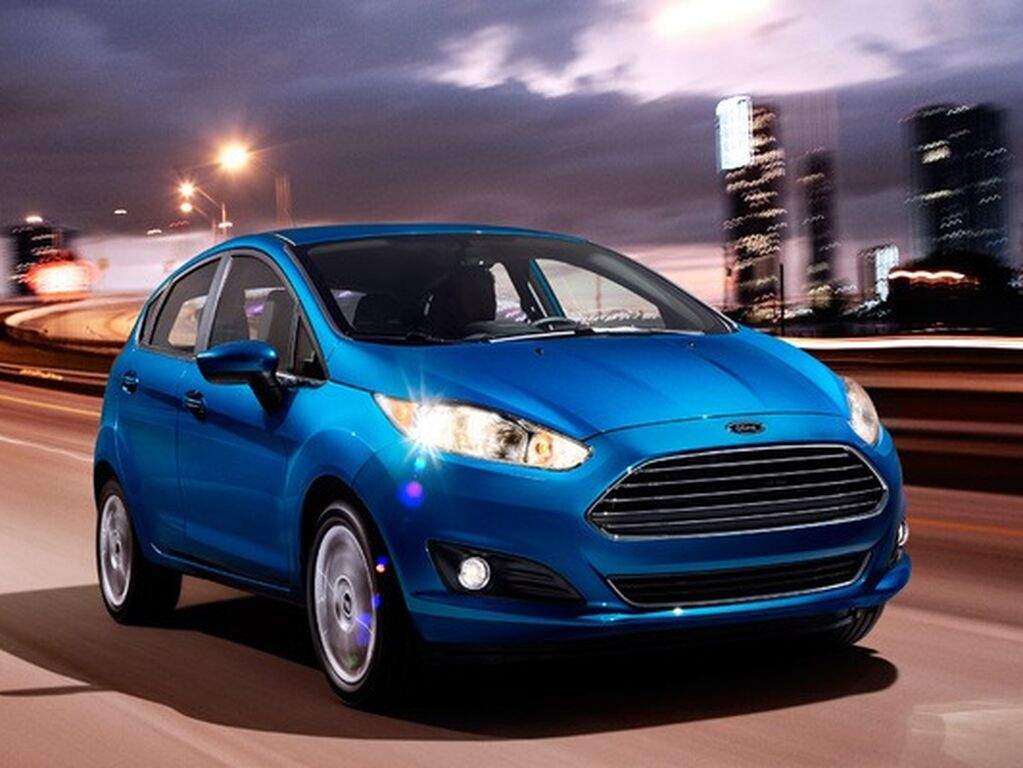 Tavaratilan matot Ford Fiesta 2008 - 2017-autoihin