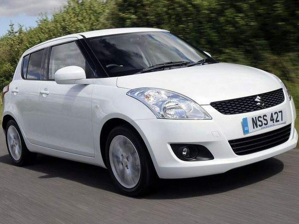 Tavaratilan matot Suzuki Swift 2010 - 2017-autoihin