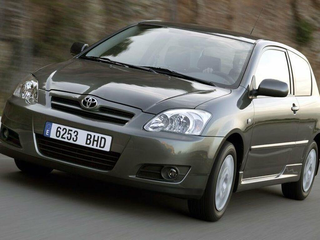 Tavaratilan matot Toyota Corolla 2004 - 2007-autoihin