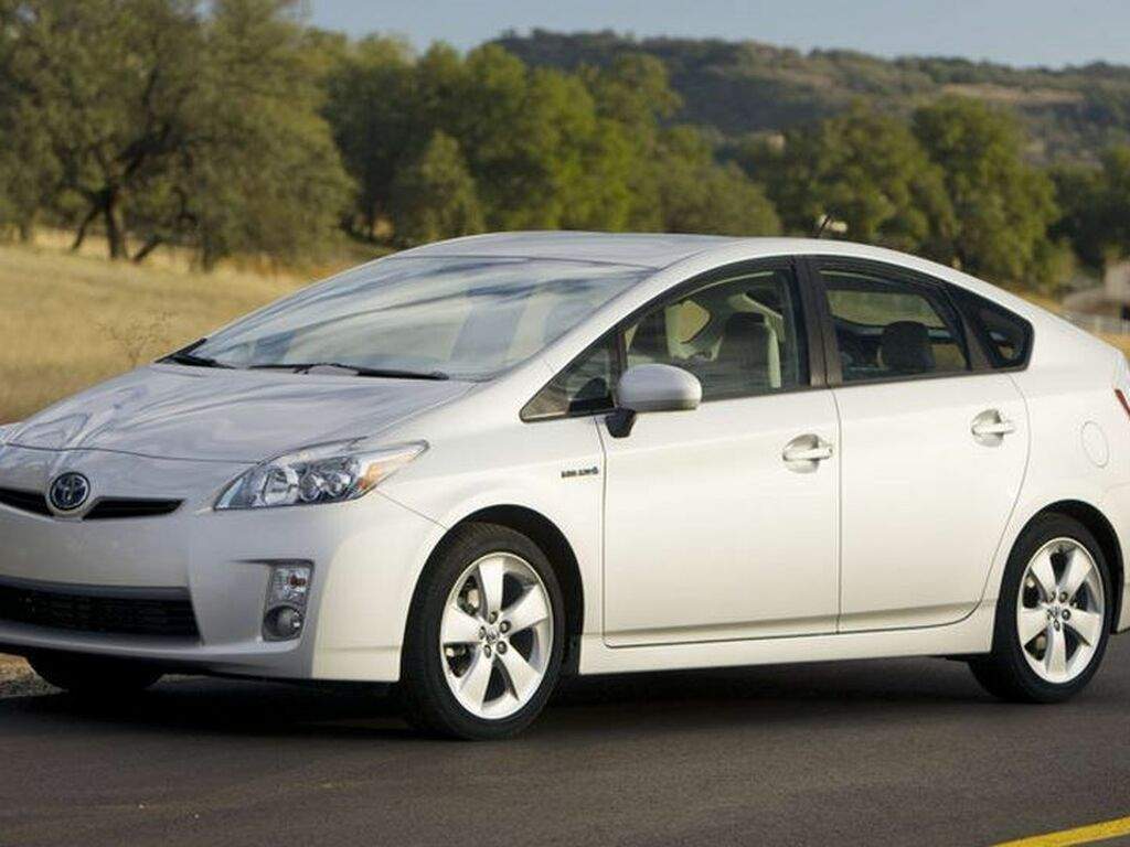 Tavaratilan matot Toyota Prius 2009 - 2016-autoihin