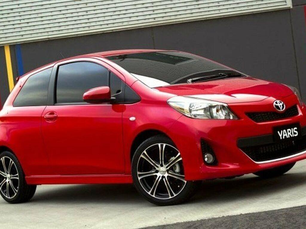 Tavaratilan matot Toyota Yaris 2011 - 2020-autoihin