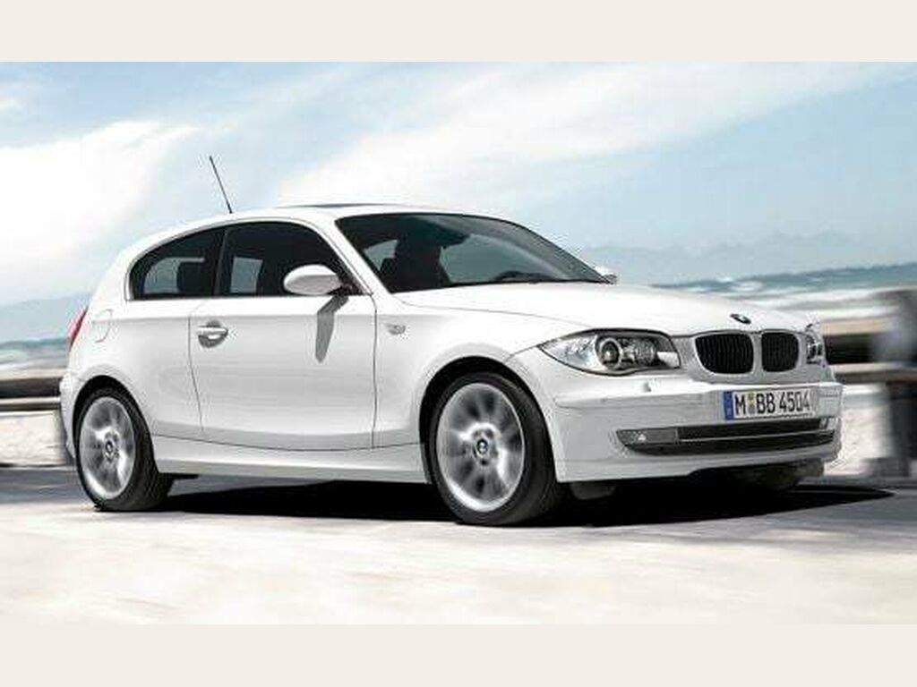Tavaratilan matot BMW 1-sarjan E81 2007 - 2012-autoihin
