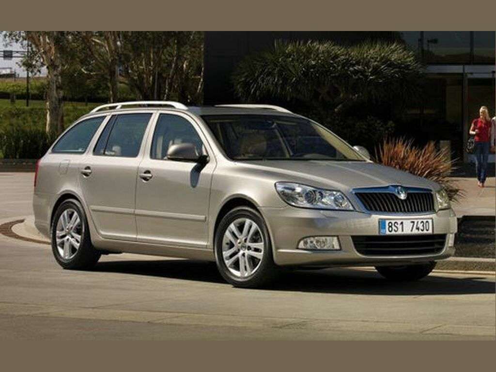 Tavaratilan matot Skoda Octavia 2009 - 2013-autoihin