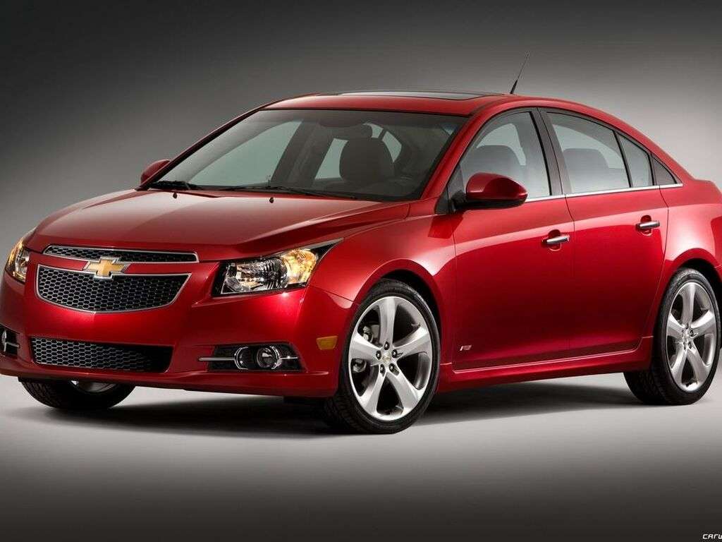 Tavaratilan matot Chevrolet Cruze 2009 - 2015-autoihin