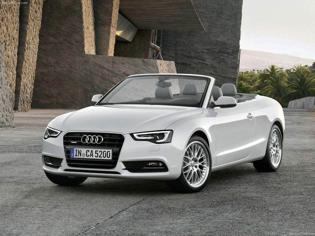 Tavaratilan matot Audi A5 8F7 2009 - 2017-autoihin
