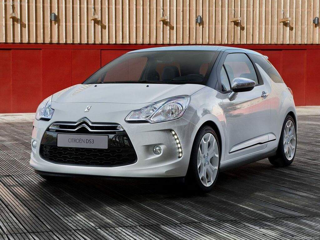 Tavaratilan matot Citroën DS3 2010 - 2015-autoihin