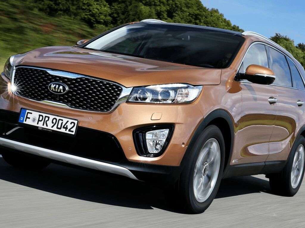 Tavaratilan matot Kia Sorento 2015 - 2020-autoihin