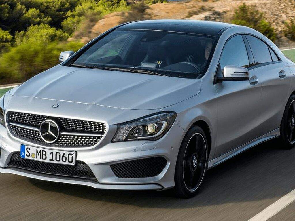 Tavaratilan matot Mercedes CLA C117/X117 2013 - 2019-autoihin