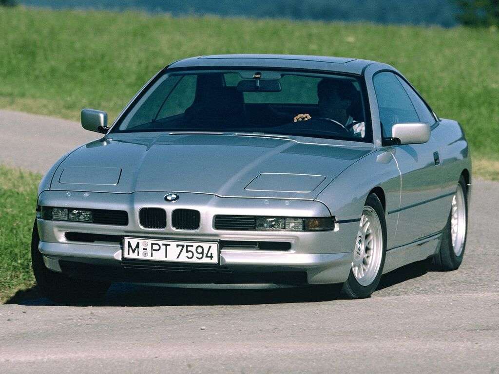 Tavaratilan matot BMW 8-sarjan E31 1989 - 1999-autoihin