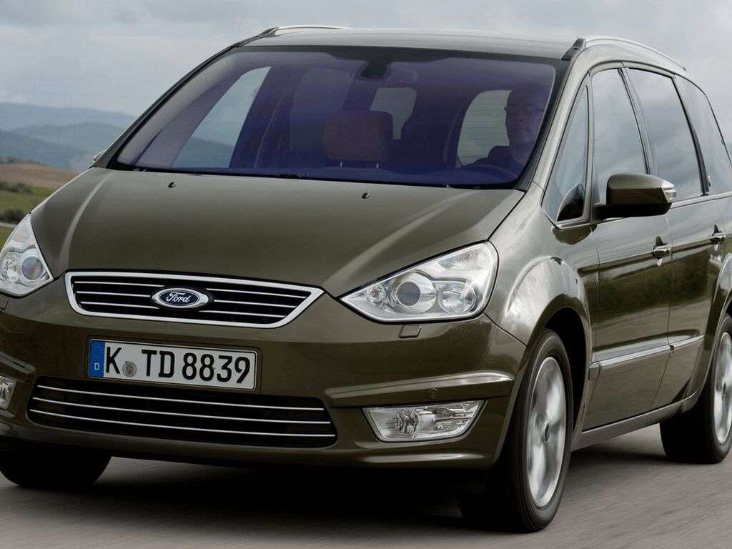 Tavaratilan matot Ford Galaxy 2006 - 2015-autoihin