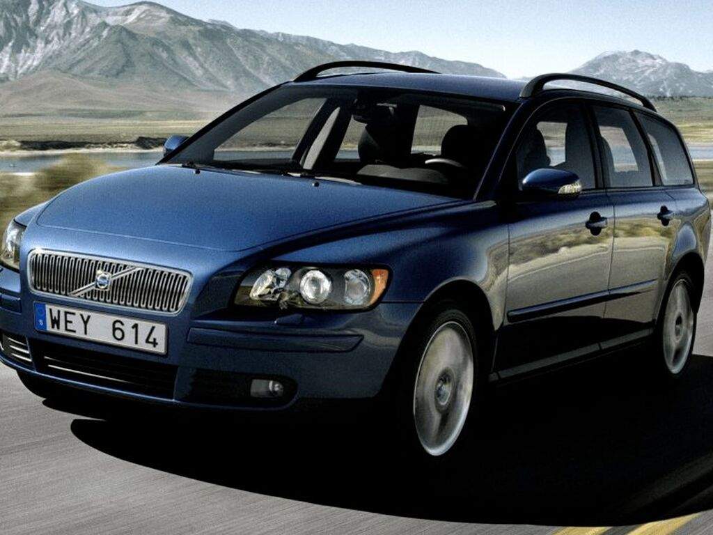 Tavaratilan matot Volvo V50 2004 - 2012-autoihin
