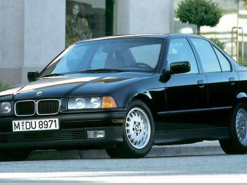 Tavaratilan matot BMW 3-sarjan E36 1990 - 2000-autoihin